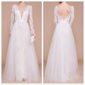 TADASHI SHOJI Embroidered Tulle Plunge Neck Long Sleeve Wedding Gown Dress